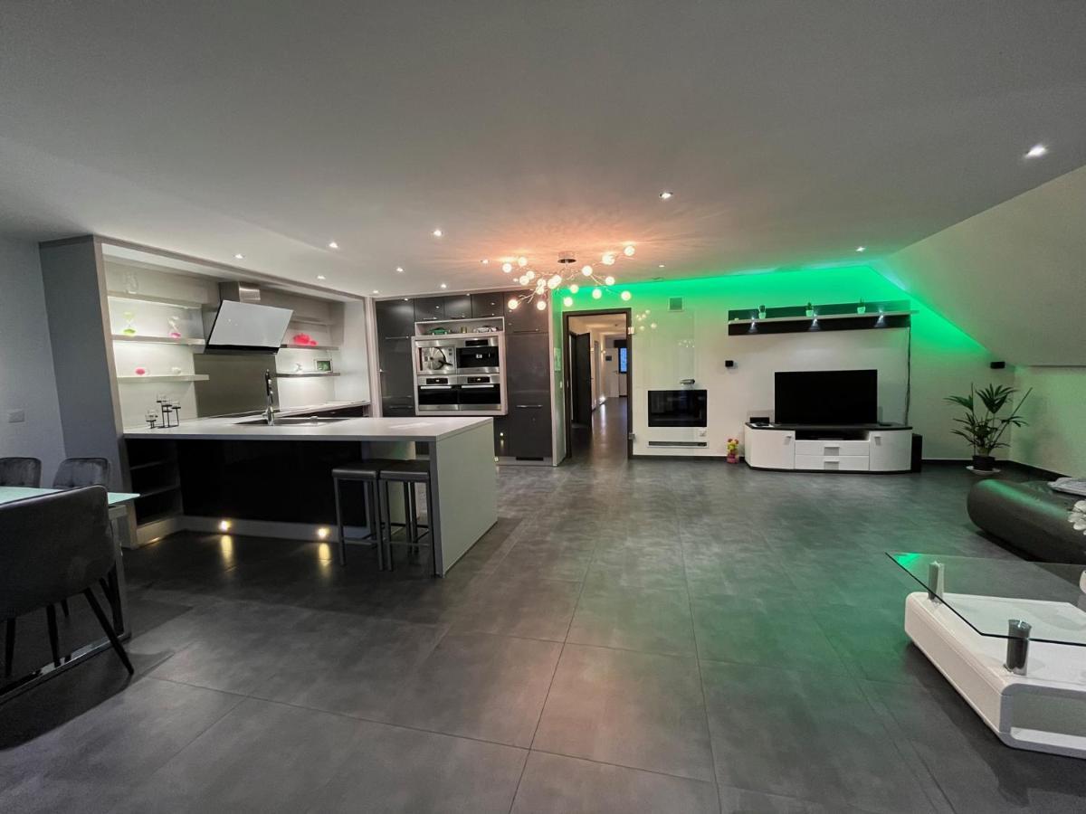 Loft de prestige au pied du circuit Apartment Francorchamps Exterior foto