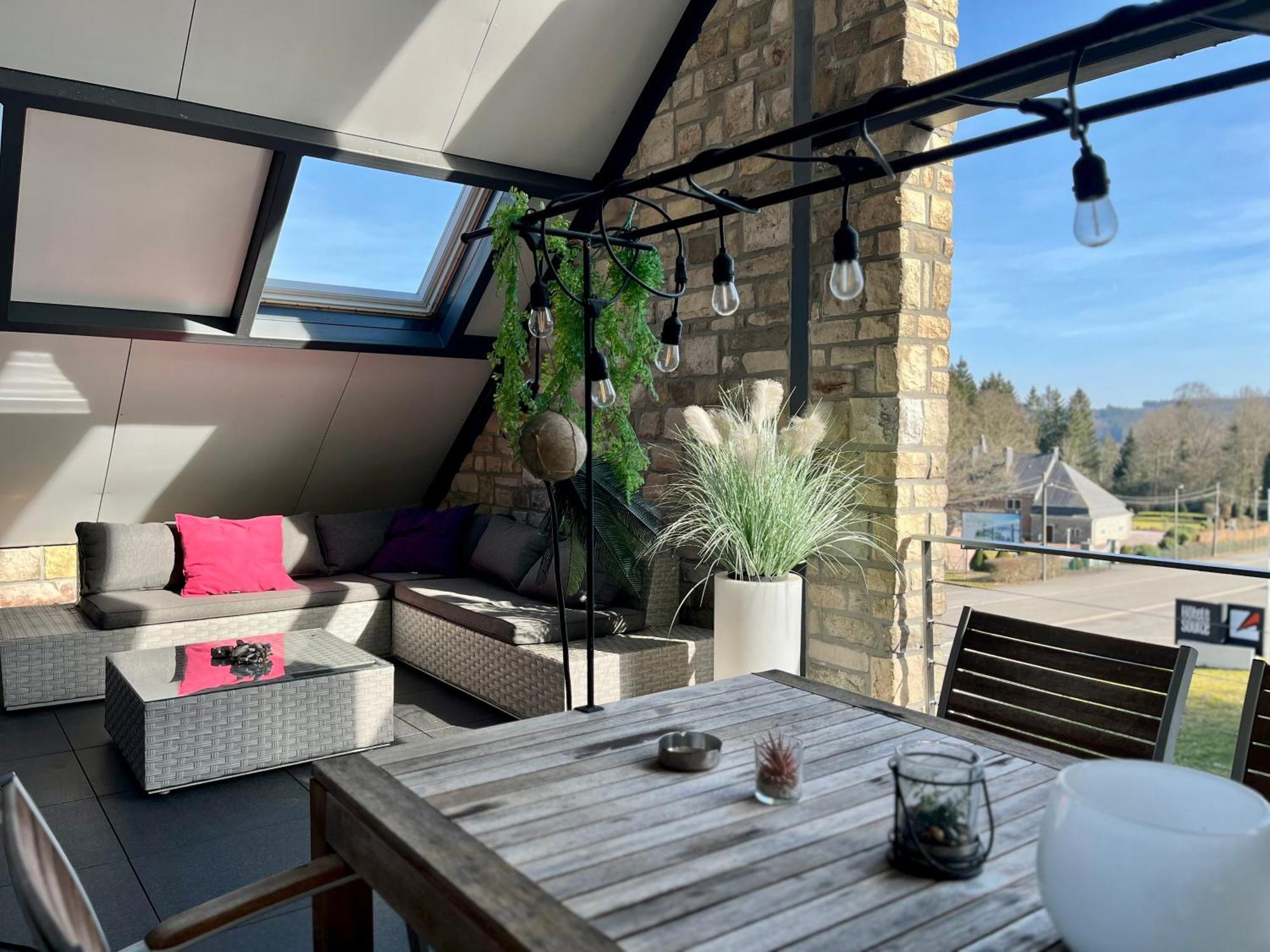 Loft de prestige au pied du circuit Apartment Francorchamps Exterior foto